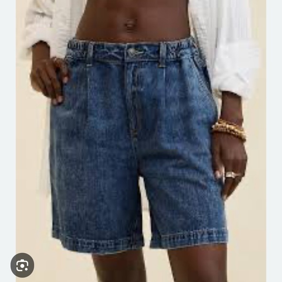 Aerie Blue Denim Women's Jorts - Picture 1 of 4